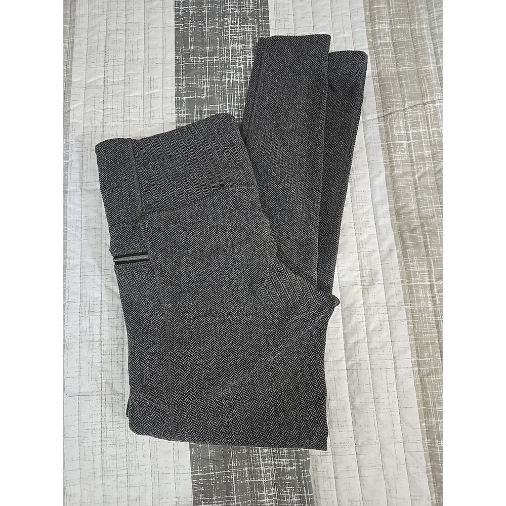 Athleta Gray And Black Leggings With Zipper Pockets Sz MP